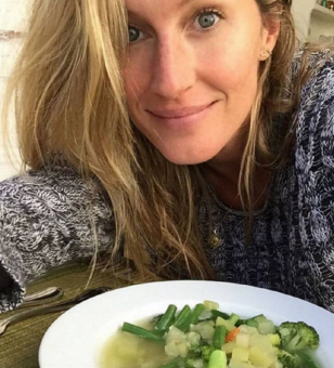 Gisele Bündchen: "Superfood 2016" - Was steckt hinter dem Spirulina-Trend?